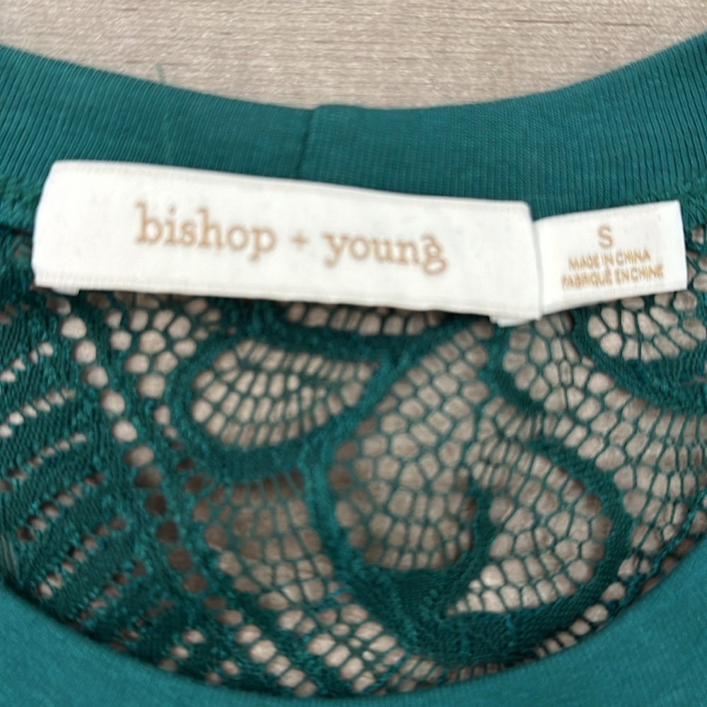 Bishop + young shirt - Picture 2 of 3